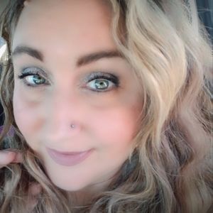 Meet your Posher, Colleen